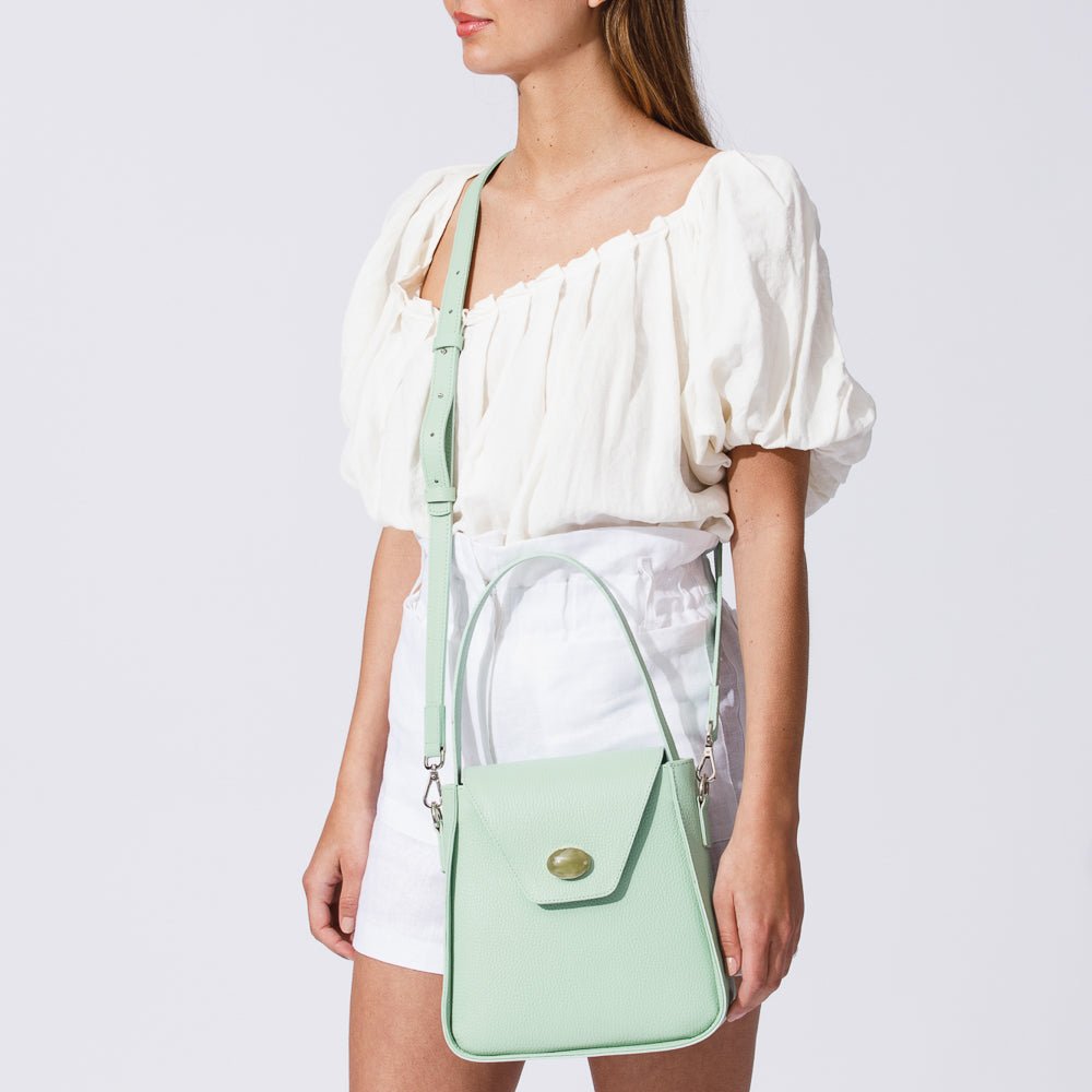 alexander shoulder bag green